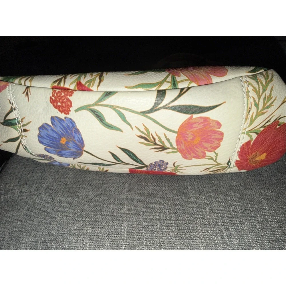 Kate Spade Kingston Drive Blossom Vivian Cream Multi Floral Leather Purse